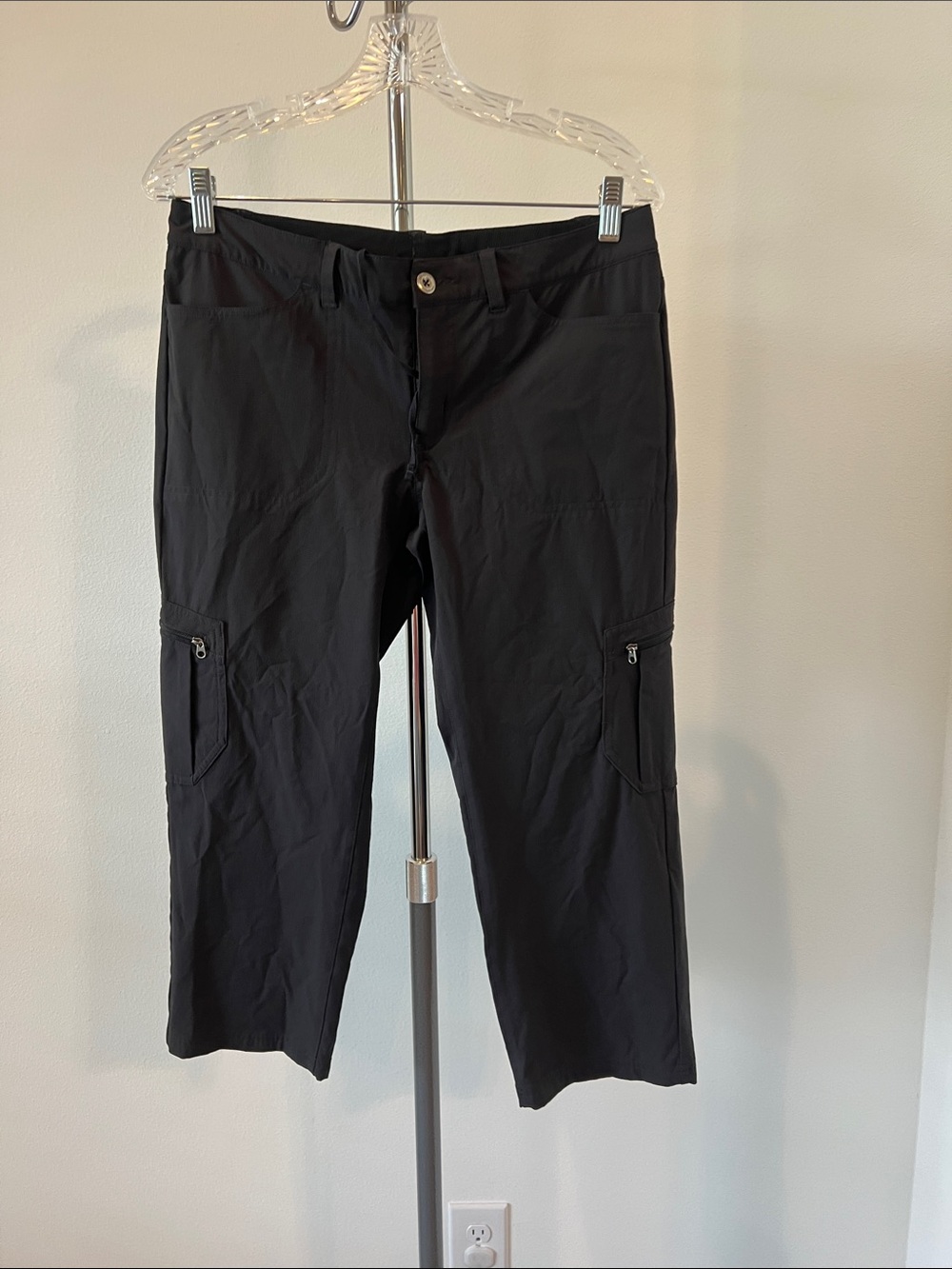 Patagonia Black Cargo Stretch Pants with Zip Pockets
